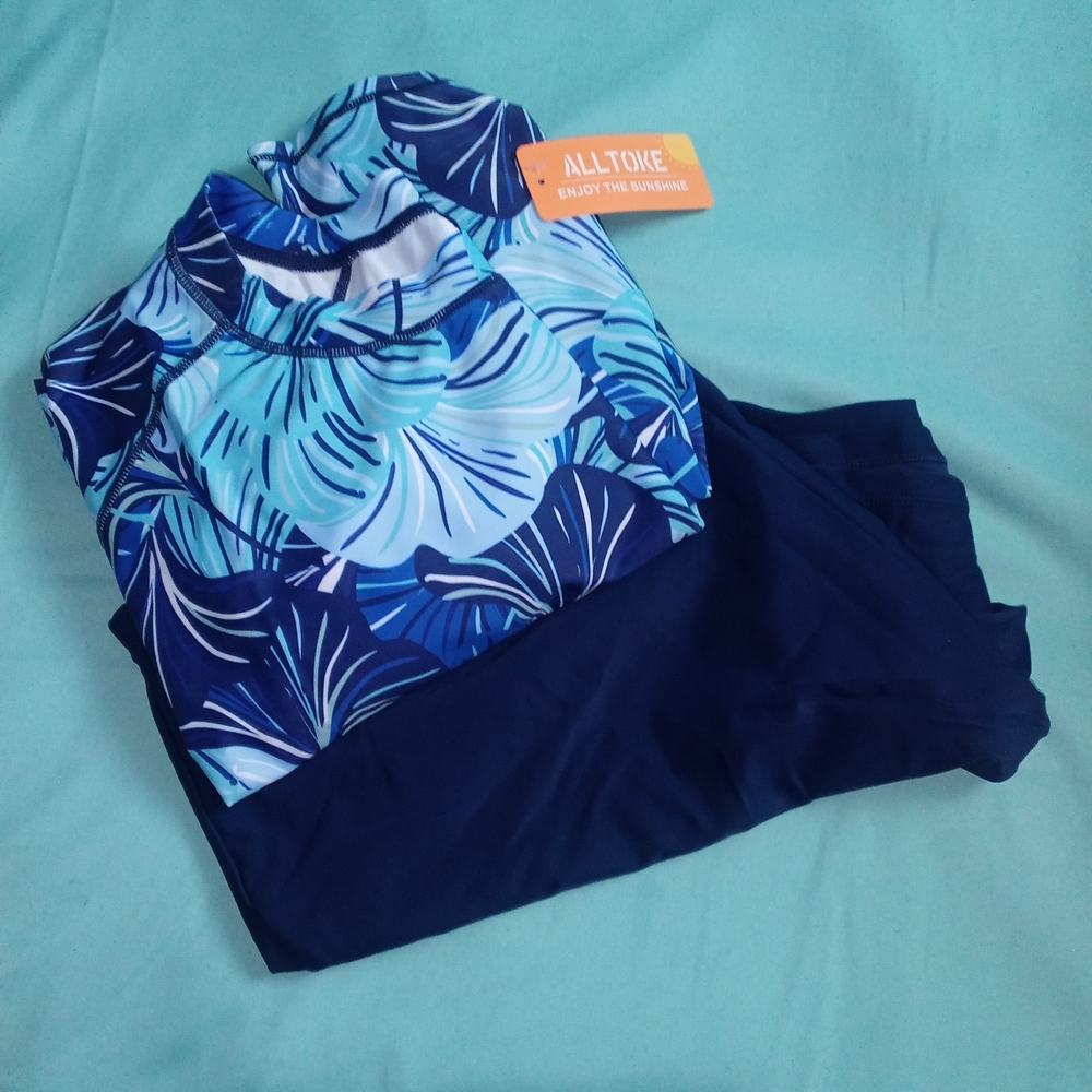 💙🤍 NWT Alltoke Swim Set Bathing Suit Blue Floral 4X Tropical Pool Beach